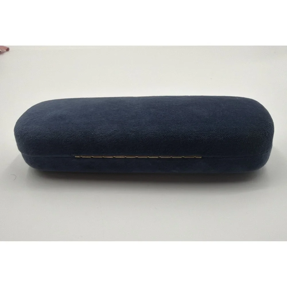 Vintage Clamshell Gucci Sunglass Case Authentic. Velvet Blue , Red inside. - Picture 4 of 4
